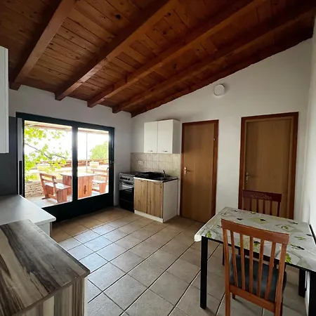 Apartment Rapak 12779e *